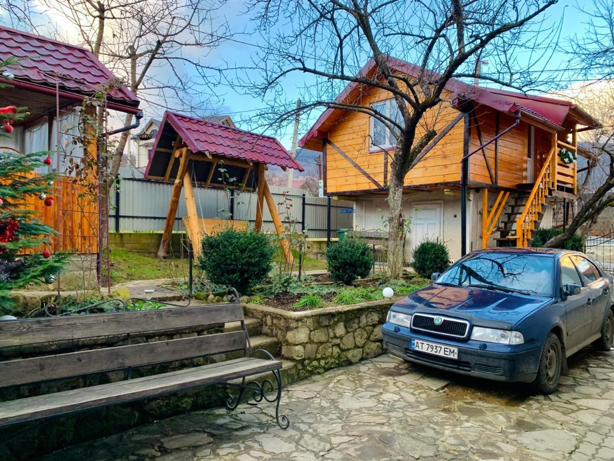 За Горбами Apartment ยาเรมชา ภายนอก รูปภาพ